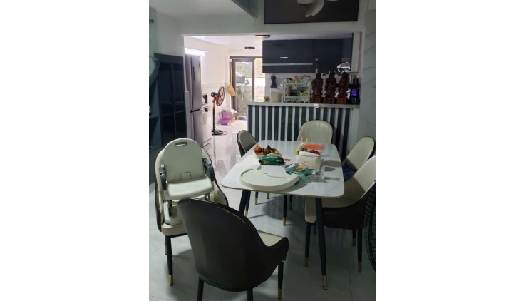 BÁN NHÀ HẺM XE HƠI LÂM VĂN BỀN, MẶT TIỀN HẺM KINH DOANH, 80M2, NHÀ ĐẸP, XE HOI VÔ NHÀ, CHỈ 7,6 TỶ